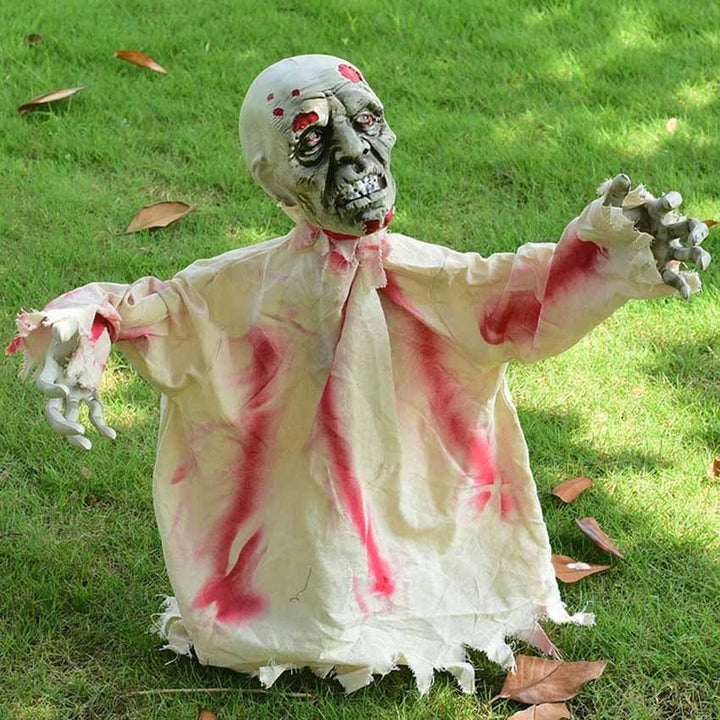 Dekorace strašidelného stromu od Halloween's s červenýma očima aktivovaná pohybem