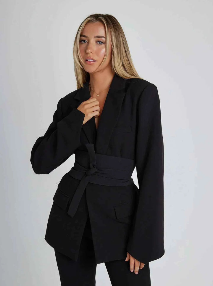 Women's Stylish Blazer - Chic and Versatile Outerwear