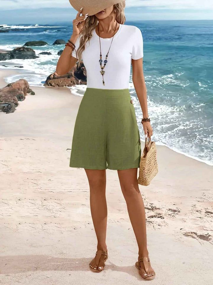 Women's High Waist Button Detail Shorts Green
