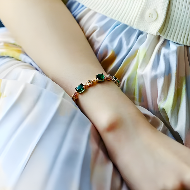 Elegant Royale Bracelet for Timeless Style