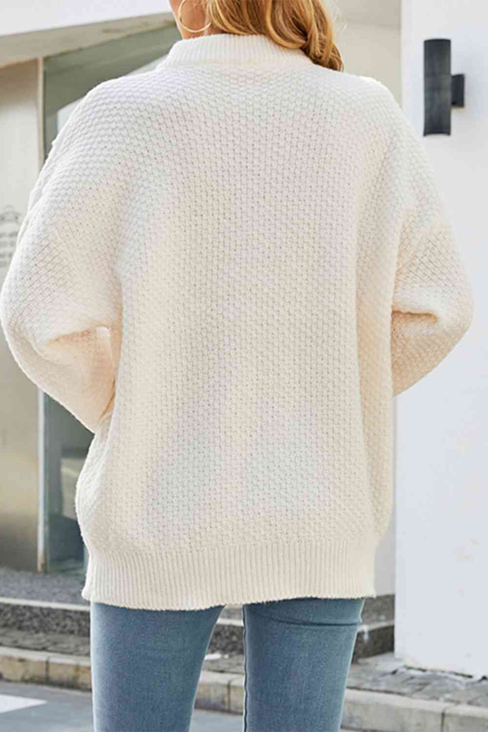 Women's Oversized Cable Knit Sweater with Crew Neck