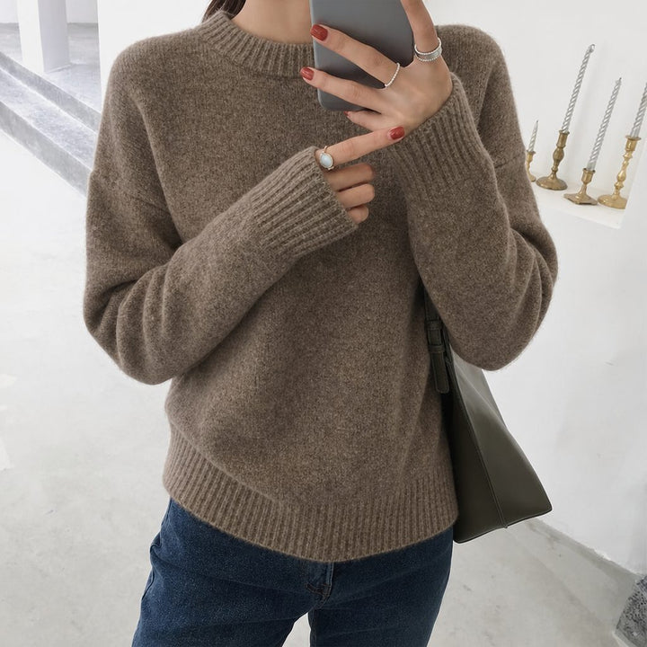 Women's Oversized Sweater with Crew Neck and Balloon Sleeves Brown One Size