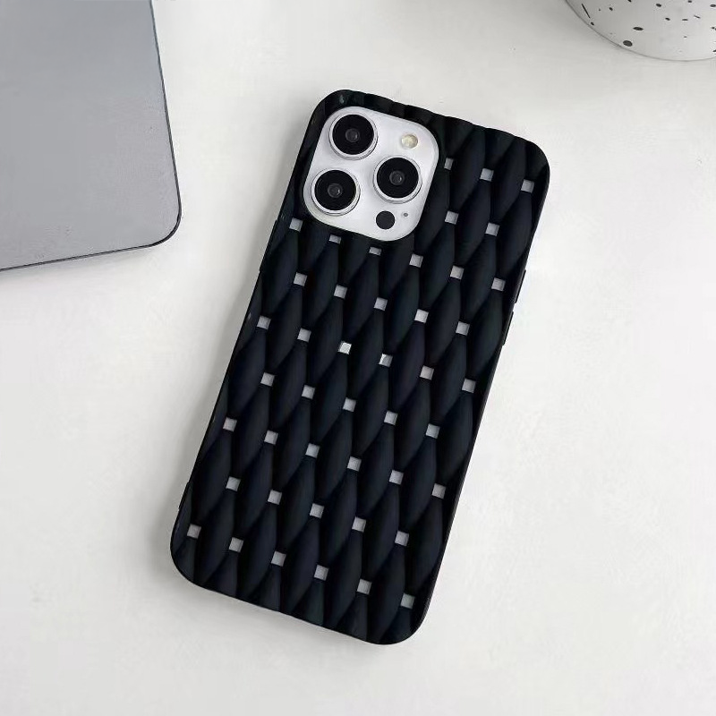 Silicone iPhone Case with Plait Design Black