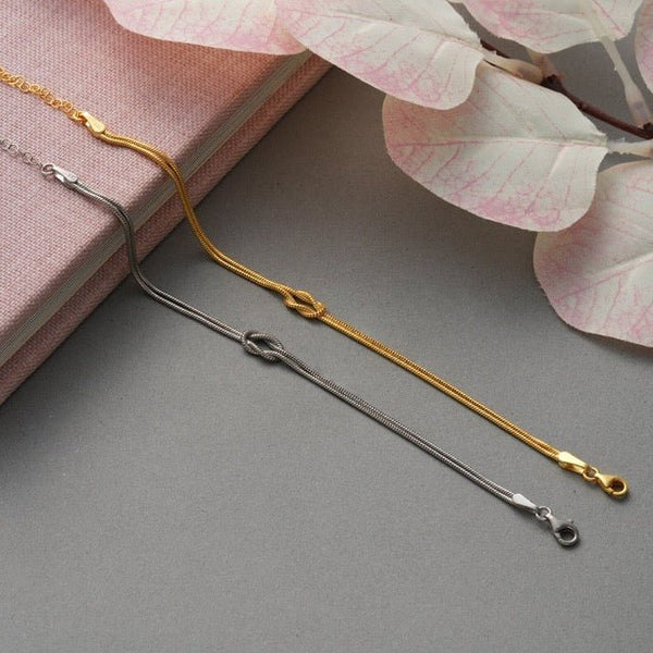 Amore | Women's Minimalist Love Knot Bracelet