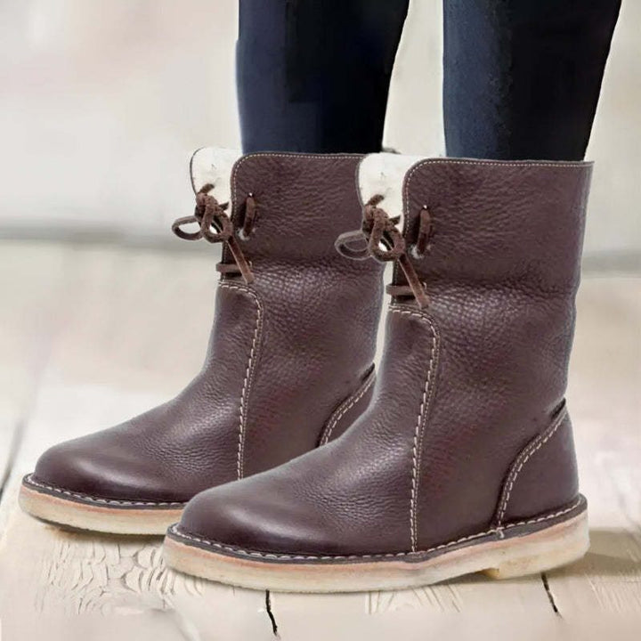 Snörade vinterboots för kvinnor med pälsfoder