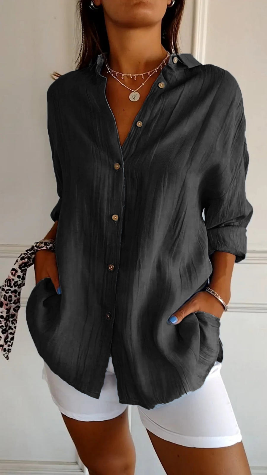 Women's Relaxed Oversized Button-Down Blouse Black