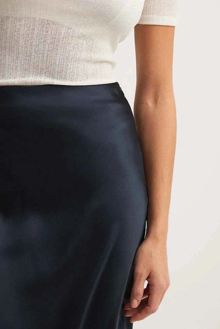 Women's A-Line Satin Maxi Skirt – Elegant Long Design with Shiny Finish
