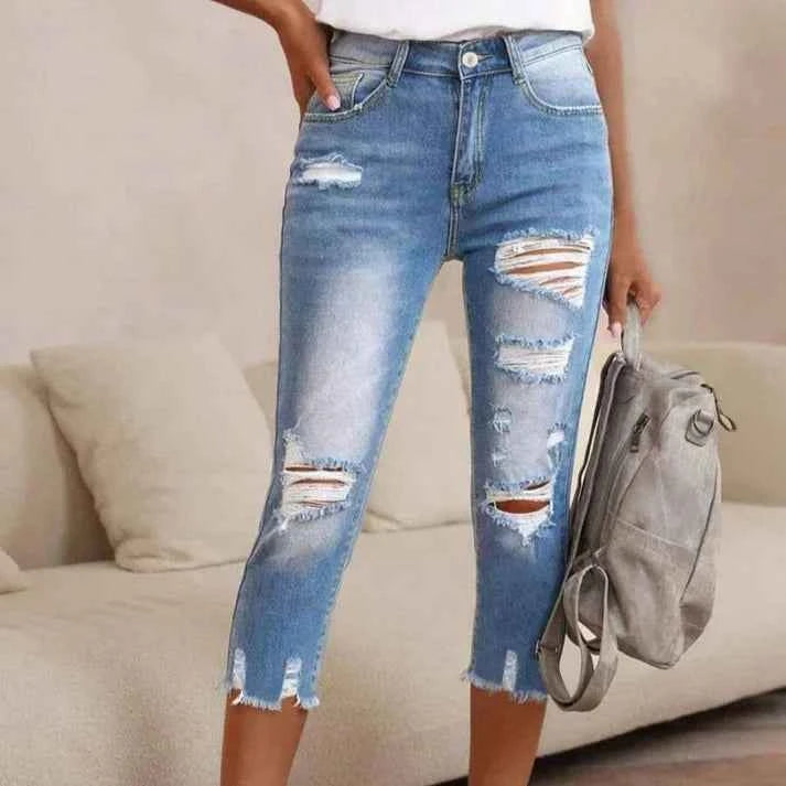Women's Distressed Skinny Capri Jeans Light Blue
