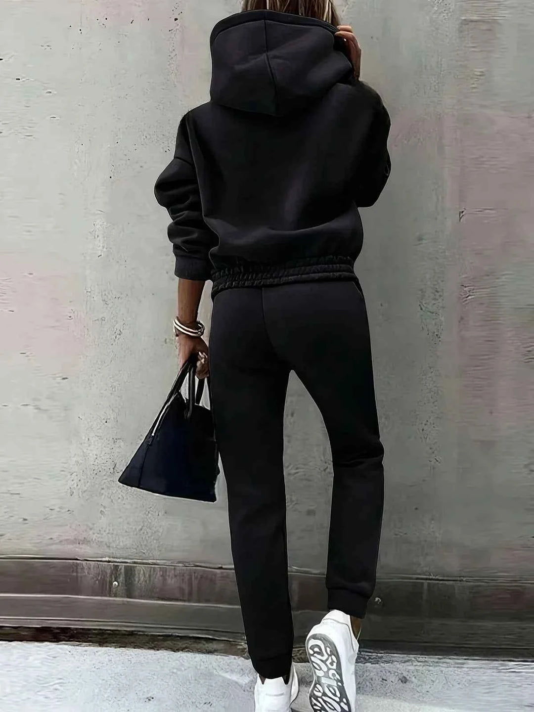 Women's Casual Loungewear Set – Soft Hoodie and Joggers – Comfortable Fit