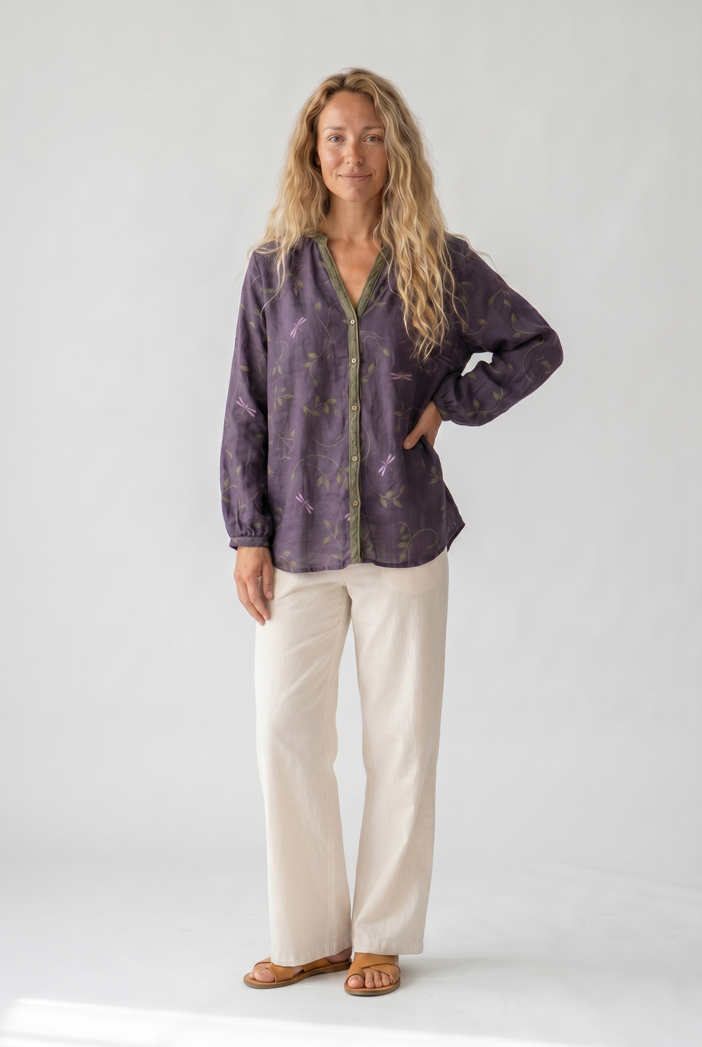 Women's Floral Print V-Neck Blouse in Vintage Style