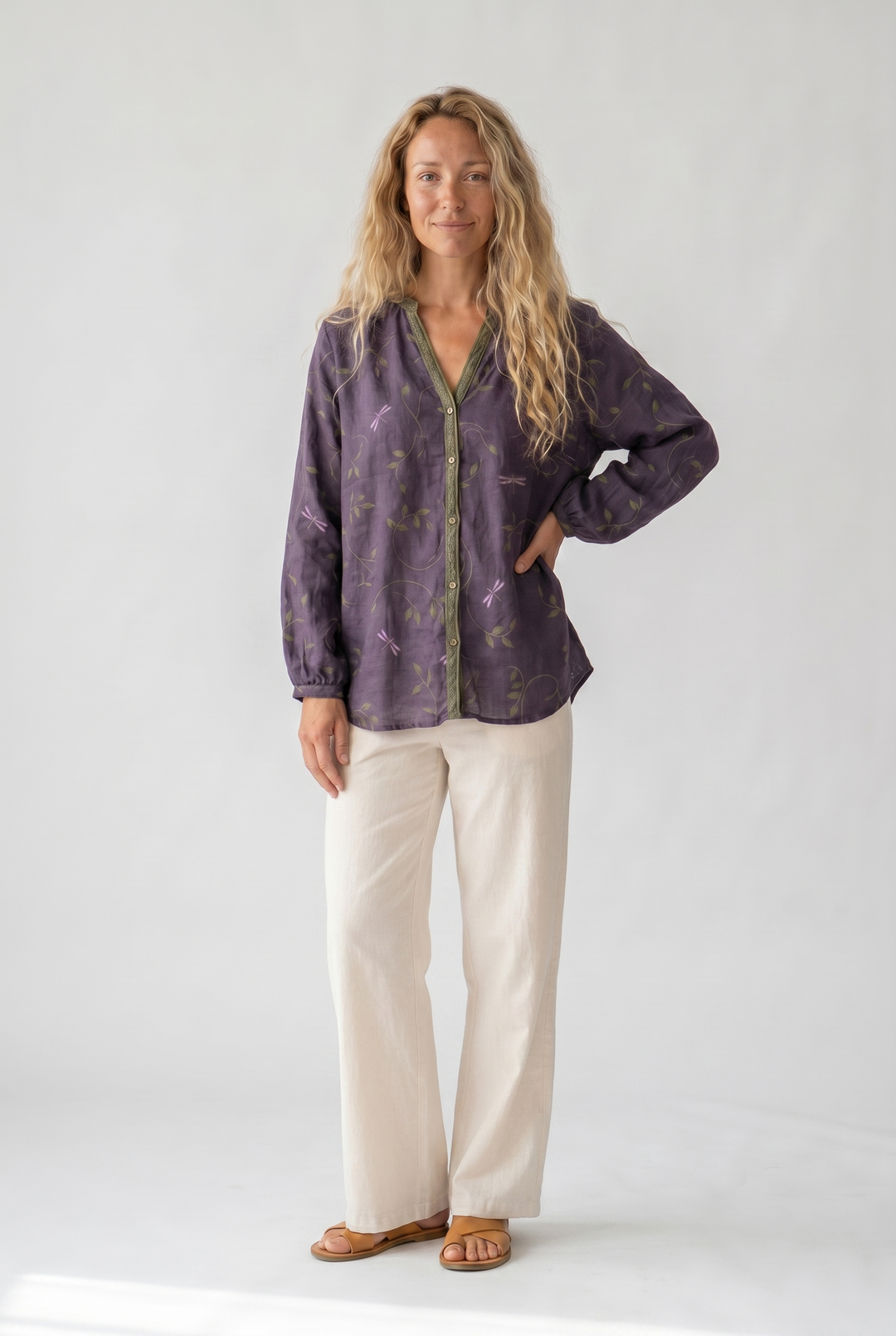 Women's Floral Print V-Neck Blouse in Vintage Style