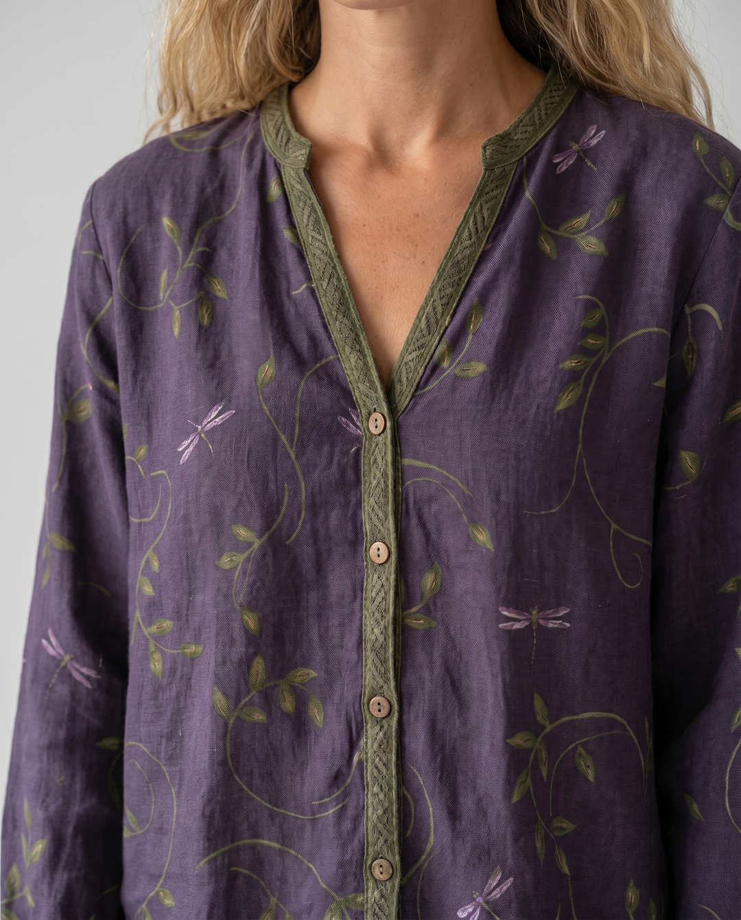 Women's Floral Print V-Neck Blouse in Vintage Style