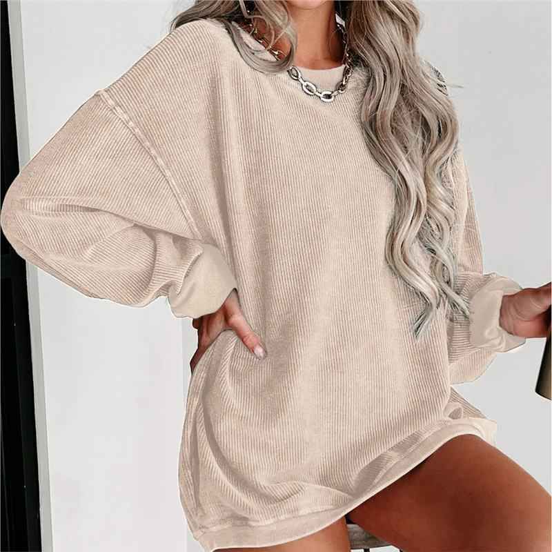 Women's Oversized Crewneck Sweatshirt with Drop Shoulders