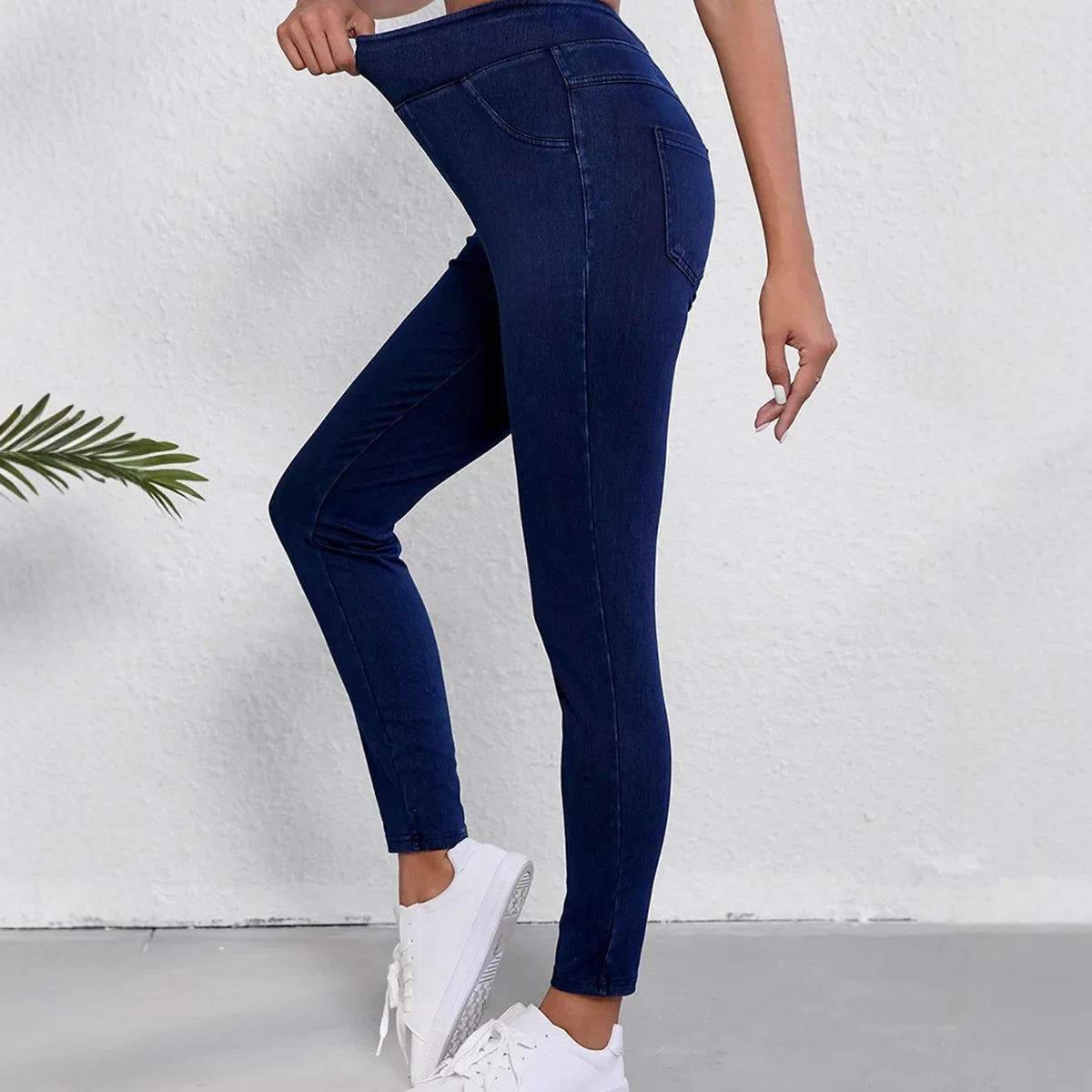 Women's High-Rise Slim Fit Stretch Jeans