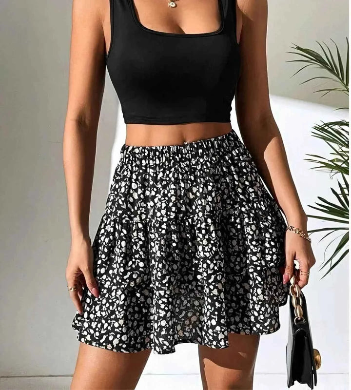 Women's Print Mini Skirt - Layered Ruffles & Elastic Waist - Comfortable Fit Black White